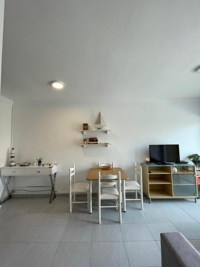 Acogedor Y Centrico Apartamento A 1' De La Playa Roses Exterior foto